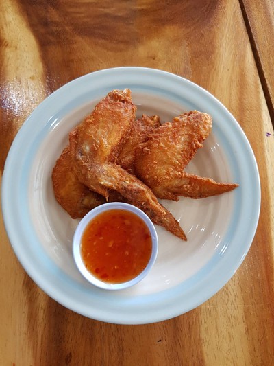 ปีกไก่ทอด