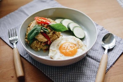 ข้าวผัดเขียวหวานไก่ 💚🐔
