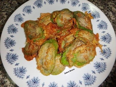 มะเขือยาวชุบไข่ทอด มะเขือยาวชุบไข่ทอด