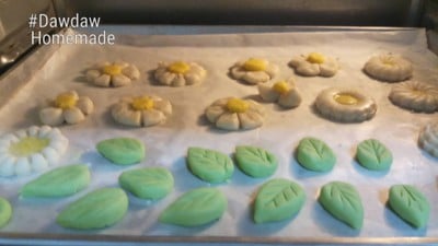 วิธีทำ ขนม แม่กลีบลำดวน indy
'thai stlye cookie Healthy เฮลตี้หน่อยๆ วิธีทำ ขนม แม่กลีบลำดวน indy
'thai stlye cookie Healthy เฮลตี้หน่อยๆ