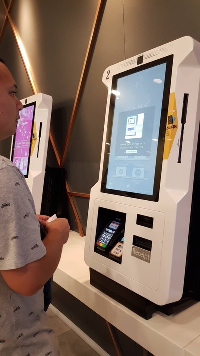 เลือกประเภทเครื่องดื่ม ปริมาณน้ำแข็ง เพิ่มไข่มุก เพิ่มไอติม เลือกกันสบายเลย