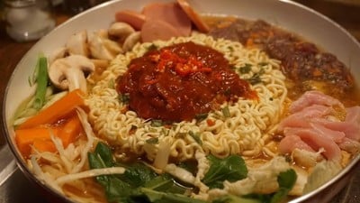 รามยอนหม้อไฟเกาหลี