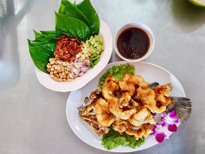 ครัวริมวัง (KHRUA RIM WANG RESTAURANT) ครัวริมวัง (KHRUA RIM WANG RESTAURANT)