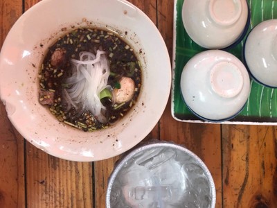 อาหาร หรือ เครื่องดื่ม