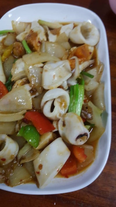 อาหาร หรือ เครื่องดื่ม