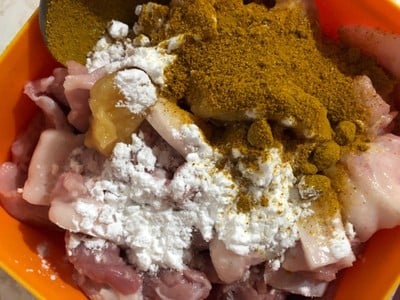 วิธีทำ หมูปิ้งกะทิ & ผงกะหรี่