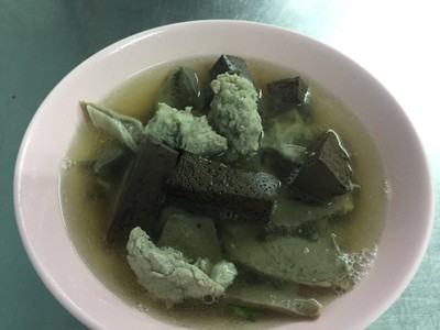 เกาเหลาเลือดหมู