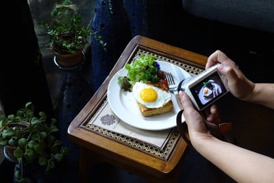 Croque Madame (ครอคมาดาม)