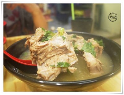 ข้าวต้มแห้งริมหนน (KhawTomHengRimNuun) โชคชัย4 ข้าวต้มแห้งริมหนน (KhawTomHengRimNuun) โชคชัย4