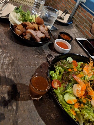 อาหาร หรือ เครื่องดื่ม