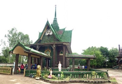 บรรยากาศ วัดป่ามหาเจดีย์แก้ว (วัดล้านขวด)