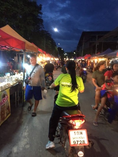 ตลาดมิตรภาพ
