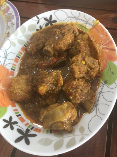 ผัดเผ็ดซี่โครงหมู