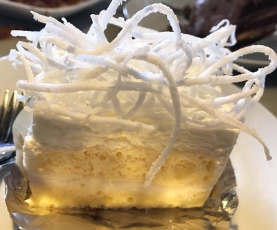 ครัวดอกไม้ขาว สาขาบำรุงเมือง