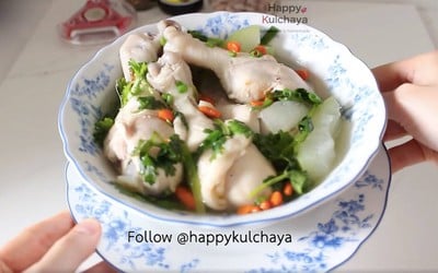 เมนู🐔: แกงจืดฟักน่องไก่ Winter melon with chicken drumsticks soup.  เมนู🐔: แกงจืดฟักน่องไก่ Winter melon with chicken drumsticks soup.