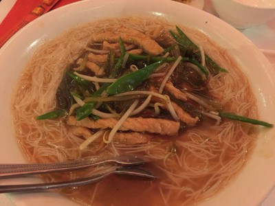 ก๋วยเตี๋ยวราดหน้า