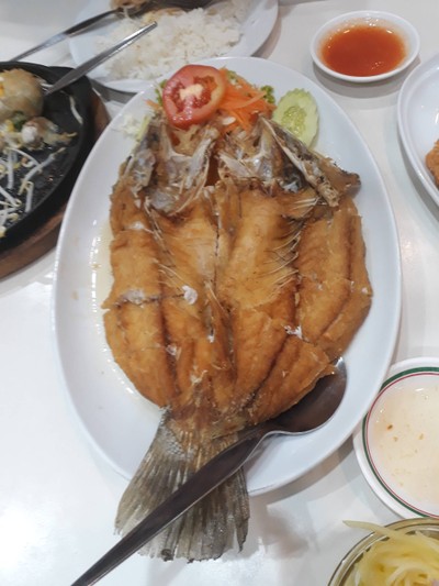 ปลากระพงทอดน้ำปลา