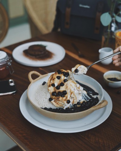 Cheevit Cheeva The Circle Ratchapruk