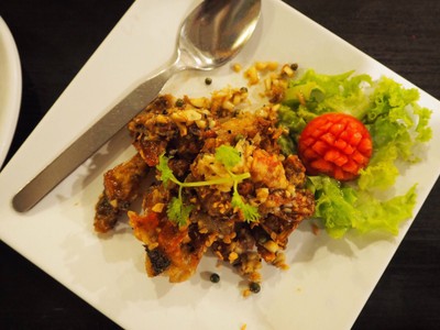 ปูนิ่มทอดกระเทียม