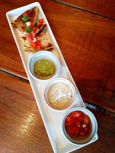 Quesadilla ราคา 250 บาท