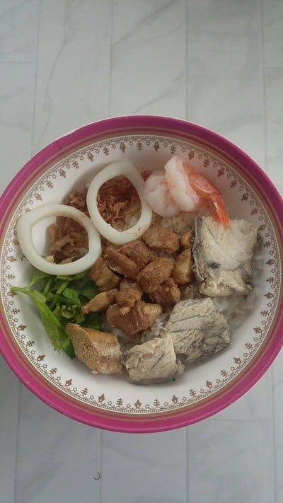 เมนูของร้าน คุณอ๋า ข้าวต้มแห้ง ข้าวต้มปลา โชคชัย4 ซอย 90