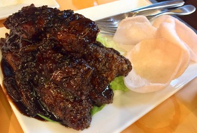 อาหาร หรือ เครื่องดื่ม