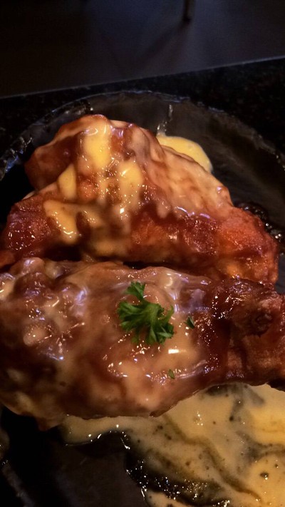 ไก่ฮอทแอนด์สไปซี่