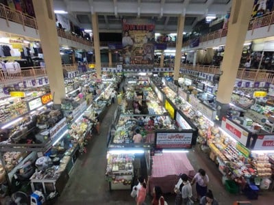 ตลาดวโรรส (กาดหลวง)