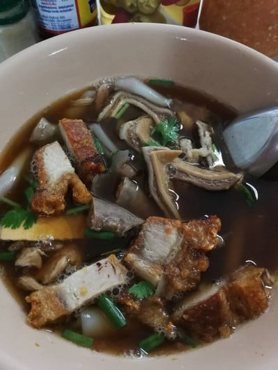 ก๋วยจั๊บเจ๊น้อย