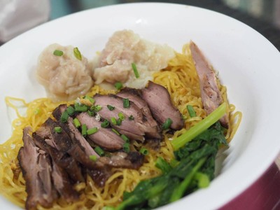 บะหมี่เป็ดอบชานอ้อย
