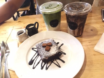 เมนูของร้าน Memorize Brownie - Dessert Cake & Coffee นิมมานเหมินท์ ซอย 12