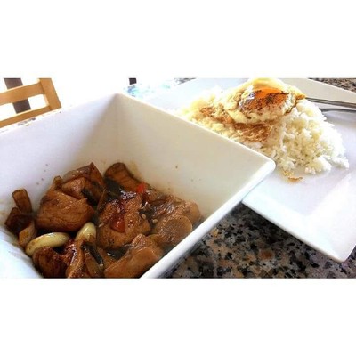 ไก่ตุ๋นฟิลิปปินส์ Adobo