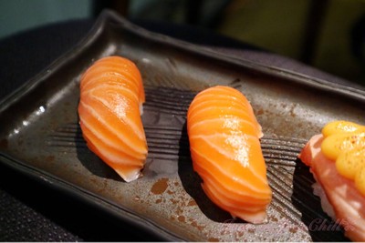 Super Salmon Sushi Set