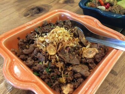 ลาบหมูคั่ว