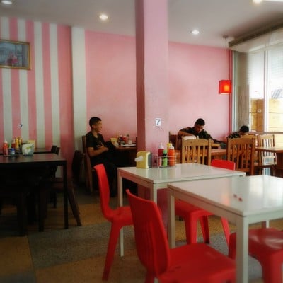 บรรยากาศ จอนนี่  สามย่าน
