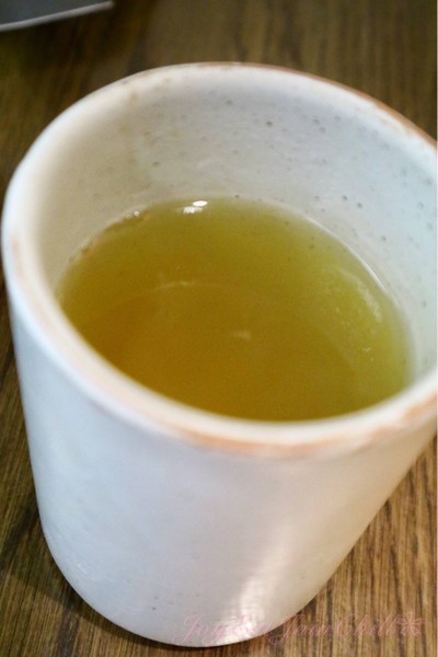 ชาเขียวร้อน