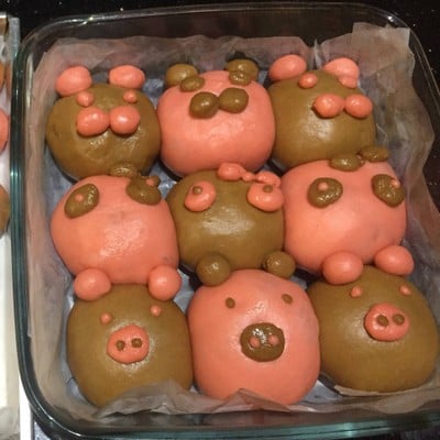 ขนมปังการ์ตูน ขนมปังนวดมือ