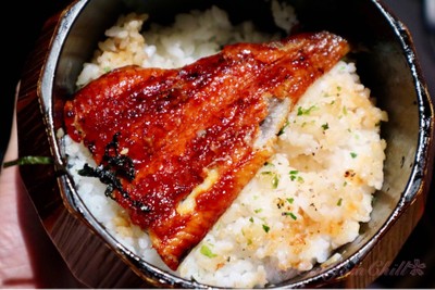 Toku Unagi Tower ข้าวหน้าปลาไหลญี่ปุ่น
