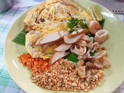 ผัดไทยต้มยำ ชุติภรณ์