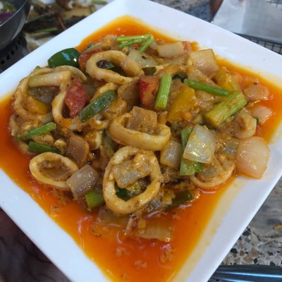 ปลาหมึกผัดไข่เค็ม 149