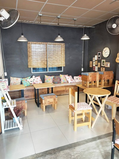 Hana Zono Cafe'