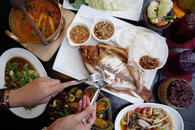 หอมปลาเผา ลาดพร้าว 87 ตรงข้ามแยก 14