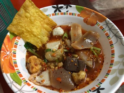 เส้นหมี่เย็นตาโฟต้มยำพิเศษ 45