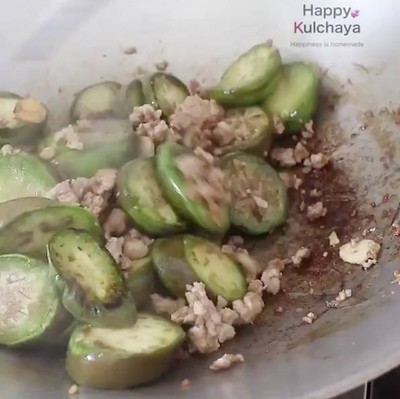วิธีทำ มะเขือยาวผัดหมูสับ วิธีทำ มะเขือยาวผัดหมูสับ