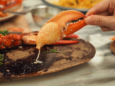 Grilled Lobster Garlic Butter