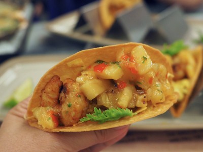 Taco กุ้ง