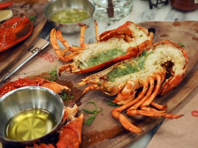 Grilled Lobster Garlic Butter