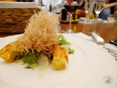 Grilled tiger prawn,jalapeno dressing,mizuna salad