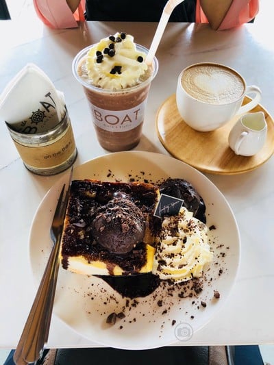 เมนูของร้าน Floating Space Cafe