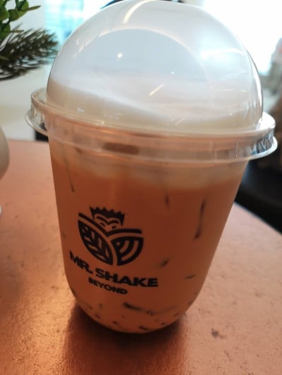 อาหาร หรือ เครื่องดื่ม